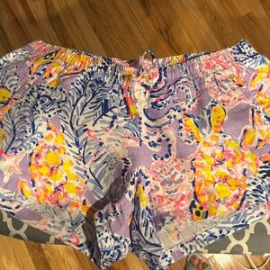 Lilly Pulitzer linen size XL shorts